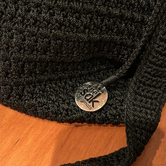 The Sak black shoulder bag. Excellent condition no rips or stains pet free home - Picture 2 of 6